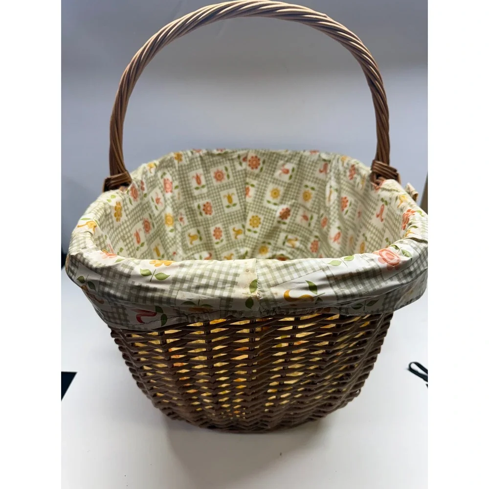 Vintage Wicker Picnic Basket Retro Floral Gingham Liner Cottagecore Boho Decor